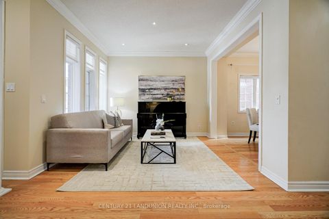 Photo 3 at 17 Monaco Crescent, Rouge Woods, Richmond Hill