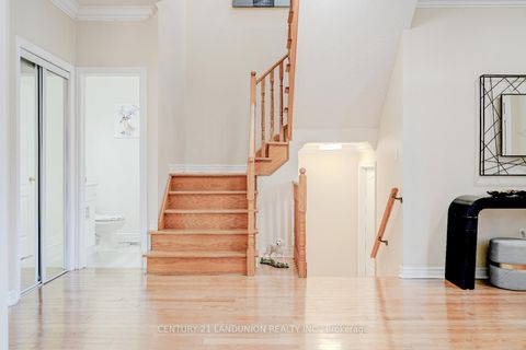 Photo 14 at 17 Monaco Crescent, Rouge Woods, Richmond Hill