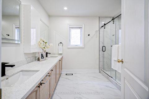 Photo 28 at 17 Monaco Crescent, Rouge Woods, Richmond Hill