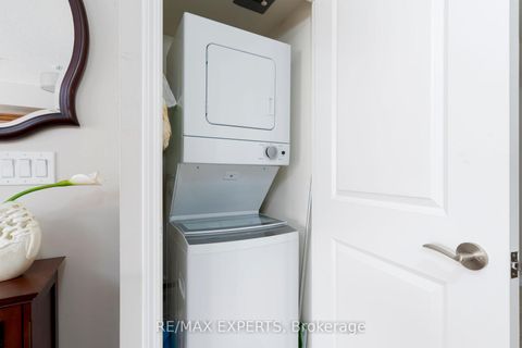 Photo 6 at 212 - 8026 Kipling Avenue, West Woodbridge, Vaughan