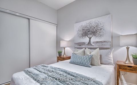 Photo 18 at 212 - 8026 Kipling Avenue, West Woodbridge, Vaughan