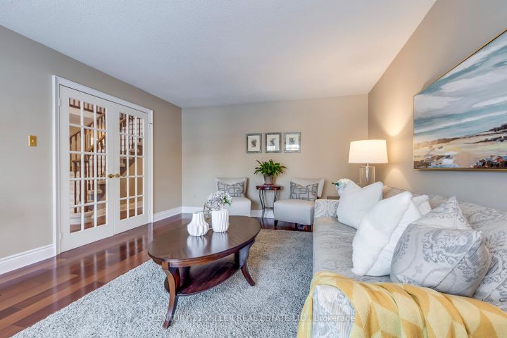 Photo 7 at 1149 Windrush Drive, GA Glen Abbey, Oakville