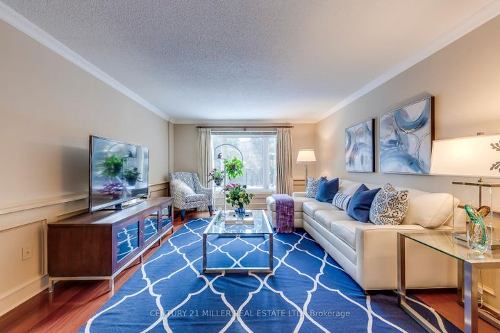 Photo 8 at 1149 Windrush Drive, GA Glen Abbey, Oakville