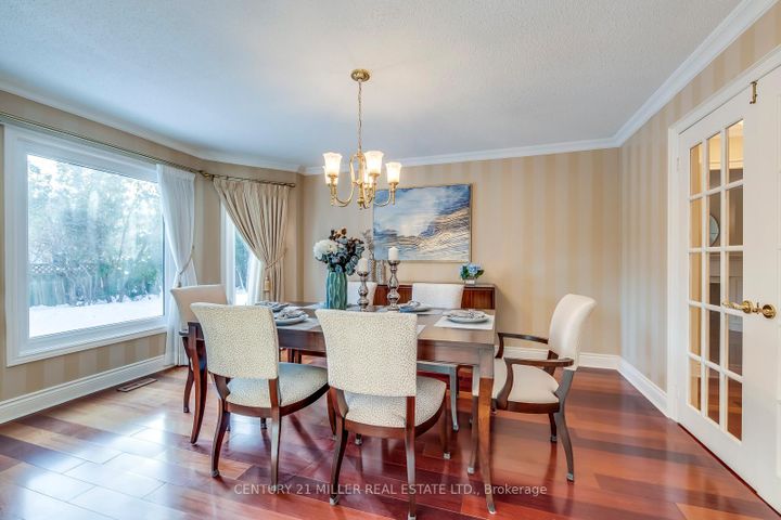 Photo 12 at 1149 Windrush Drive, GA Glen Abbey, Oakville