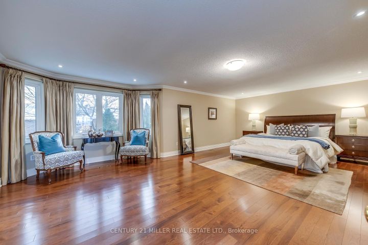 Photo 25 at 1149 Windrush Drive, GA Glen Abbey, Oakville