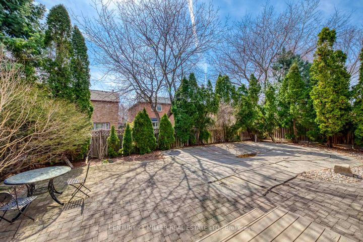 Photo 40 at 1149 Windrush Drive, GA Glen Abbey, Oakville