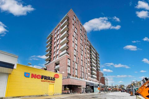 Photo 2 at 1210 - 185 Alberta Avenue, Oakwood Village, Toronto