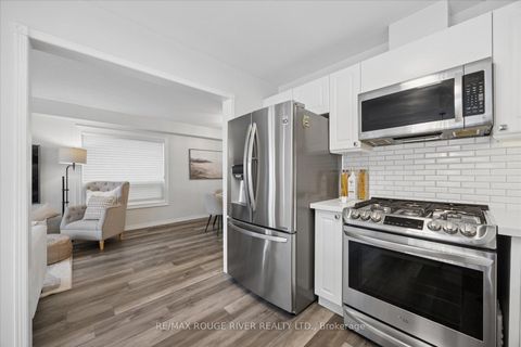 Photo 18 at 69 Wessex Drive, Brooklin, Whitby