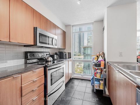 Photo 10 at 906 - 11 Brunel Court, Waterfront Communities C1, Toronto