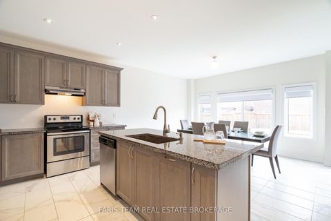 Photo 9 at 1559 Farrow Crescent, Rural Innisfil, Innisfil