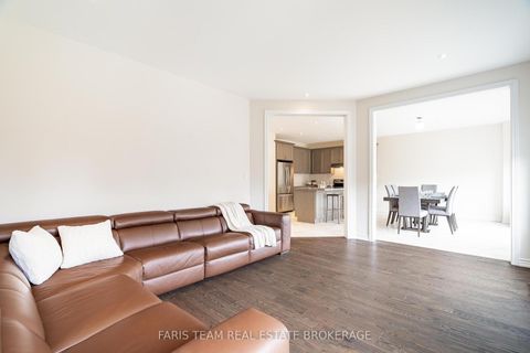 Photo 17 at 1559 Farrow Crescent, Rural Innisfil, Innisfil