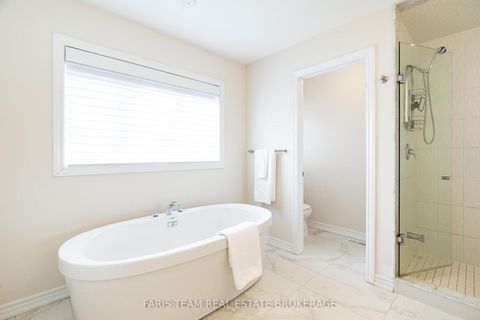 Photo 24 at 1559 Farrow Crescent, Rural Innisfil, Innisfil