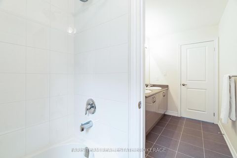 Photo 35 at 1559 Farrow Crescent, Rural Innisfil, Innisfil