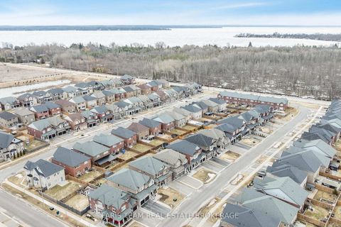 Photo 43 at 1559 Farrow Crescent, Rural Innisfil, Innisfil