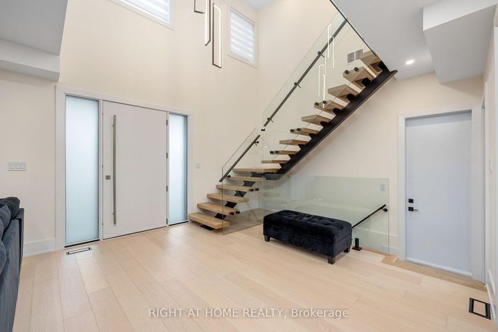 Photo 5 at 584 WALKERS Line, Roseland, Burlington