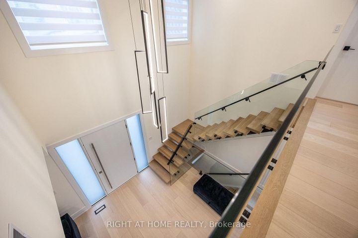 Photo 6 at 584 WALKERS Line, Roseland, Burlington