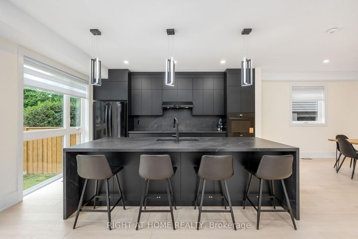 Photo 14 at 584 WALKERS Line, Roseland, Burlington