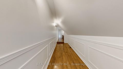 Photo 29 at 465 Woodland Acres Crescent, Rural Vaughan, Vaughan