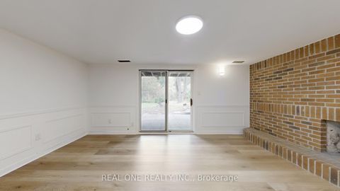 Photo 40 at 465 Woodland Acres Crescent, Rural Vaughan, Vaughan