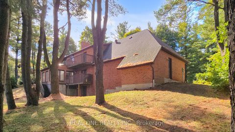 Photo 43 at 465 Woodland Acres Crescent, Rural Vaughan, Vaughan