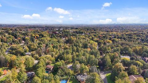 Photo 45 at 465 Woodland Acres Crescent, Rural Vaughan, Vaughan