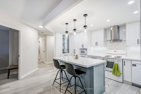 Photo 6 at 506 - 250 Davis Drive, Central Newmarket, Newmarket