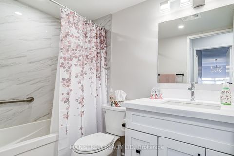 Photo 16 at 506 - 250 Davis Drive, Central Newmarket, Newmarket