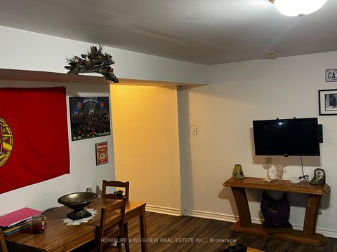 Photo 21 at 79 Cashel Court, Aurora Highlands, Aurora