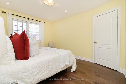 Photo 20 at 20 Trish Drive, Oak Ridges Lake Wilcox, Richmond Hill