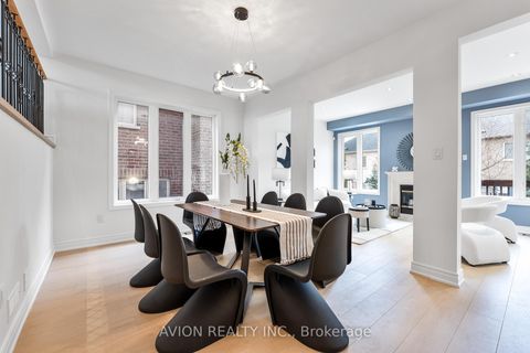 Photo 7 at 33 Brockdale Street, Oak Ridges, Richmond Hill