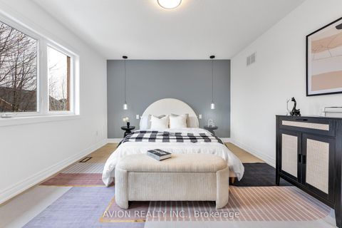 Photo 15 at 33 Brockdale Street, Oak Ridges, Richmond Hill