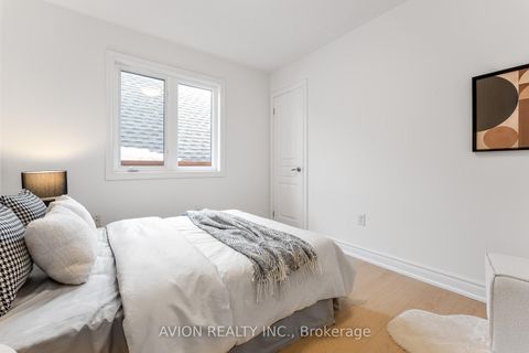 Photo 20 at 33 Brockdale Street, Oak Ridges, Richmond Hill