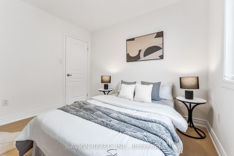 Photo 21 at 33 Brockdale Street, Oak Ridges, Richmond Hill