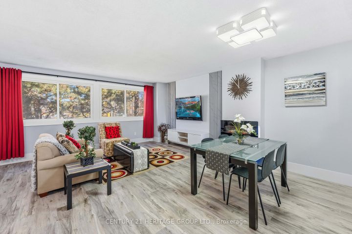 Photo 23 at 40 - 24 Purple Sageway, Hillcrest Village, Toronto