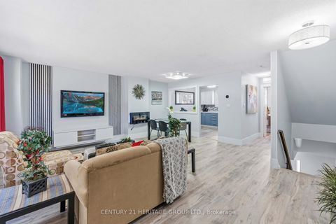 Photo 17 at 40 - 24 Purple Sageway, Hillcrest Village, Toronto