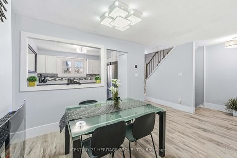 Photo 21 at 40 - 24 Purple Sageway, Hillcrest Village, Toronto