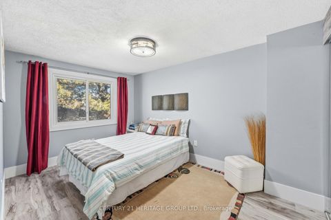Photo 34 at 40 - 24 Purple Sageway, Hillcrest Village, Toronto