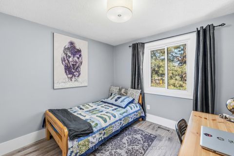 Photo 37 at 40 - 24 Purple Sageway, Hillcrest Village, Toronto