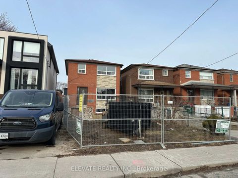 Photo 1 at 282 Westlake Avenue, Lumsden, Toronto