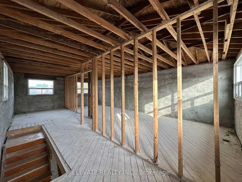 Photo 10 at 282 Westlake Avenue, Lumsden, Toronto