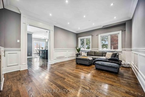 Photo 4 at 282B Aylesworth Avenue, Cliffside, Toronto