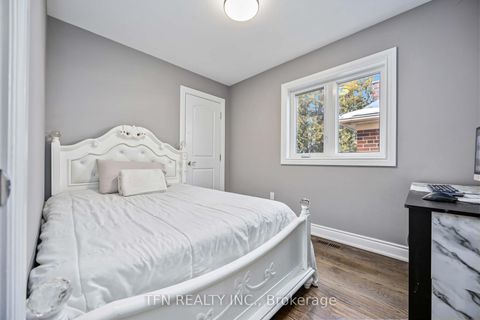 Photo 19 at 282B Aylesworth Avenue, Cliffside, Toronto