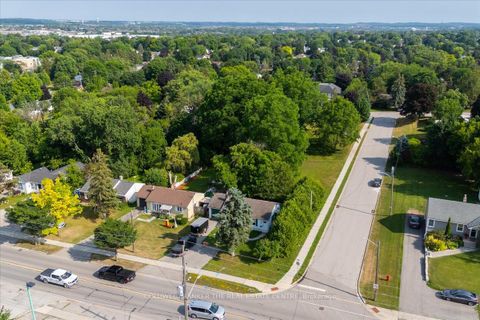 Photo 9 at 98 Eagle Street, Central Newmarket, Newmarket