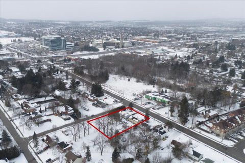 Photo 25 at 98 Eagle Street, Central Newmarket, Newmarket