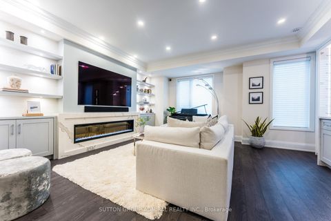 Photo 5 at 25 Cohen Way, Patterson, Vaughan