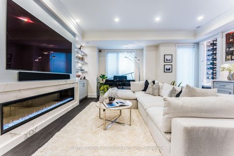 Photo 6 at 25 Cohen Way, Patterson, Vaughan