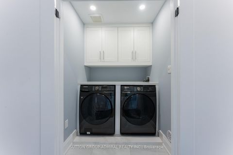 Photo 26 at 25 Cohen Way, Patterson, Vaughan