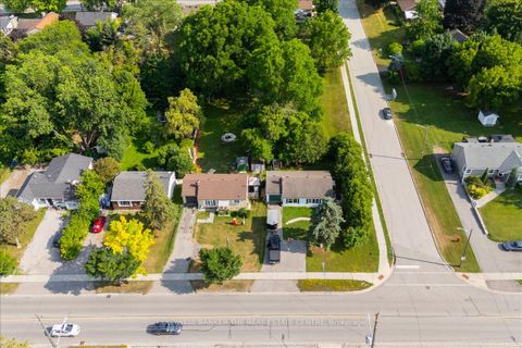 Photo 7 at 104 Eagle Street, Central Newmarket, Newmarket