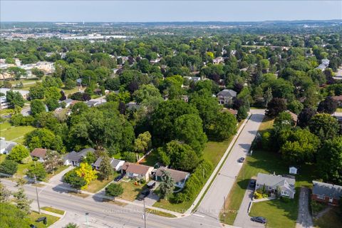 Photo 8 at 104 Eagle Street, Central Newmarket, Newmarket