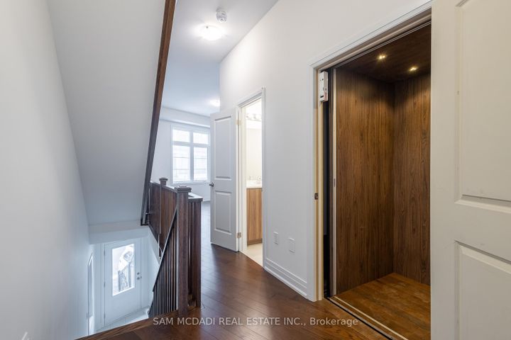 Photo 13 at 90 Salina Street, Streetsville, Mississauga